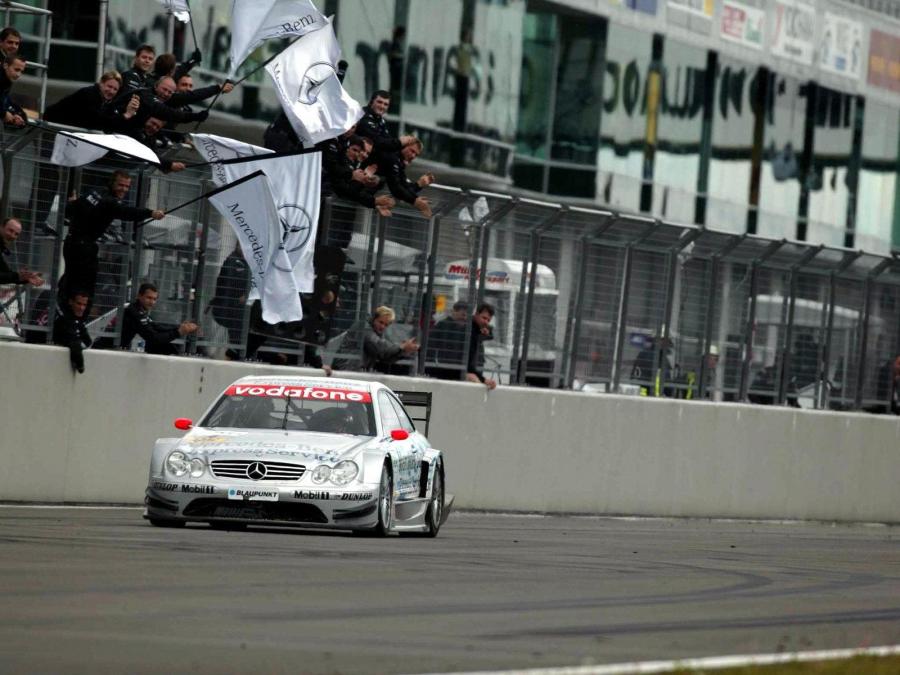  Mercedes-Benz CLK DTM 2005 года  (фото 43 из 58)